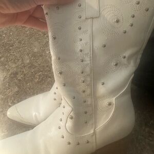 Girls size 6.5 white cowboy boots